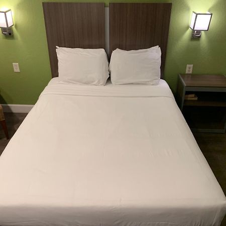 Gilroy Inn Dış mekan fotoğraf
