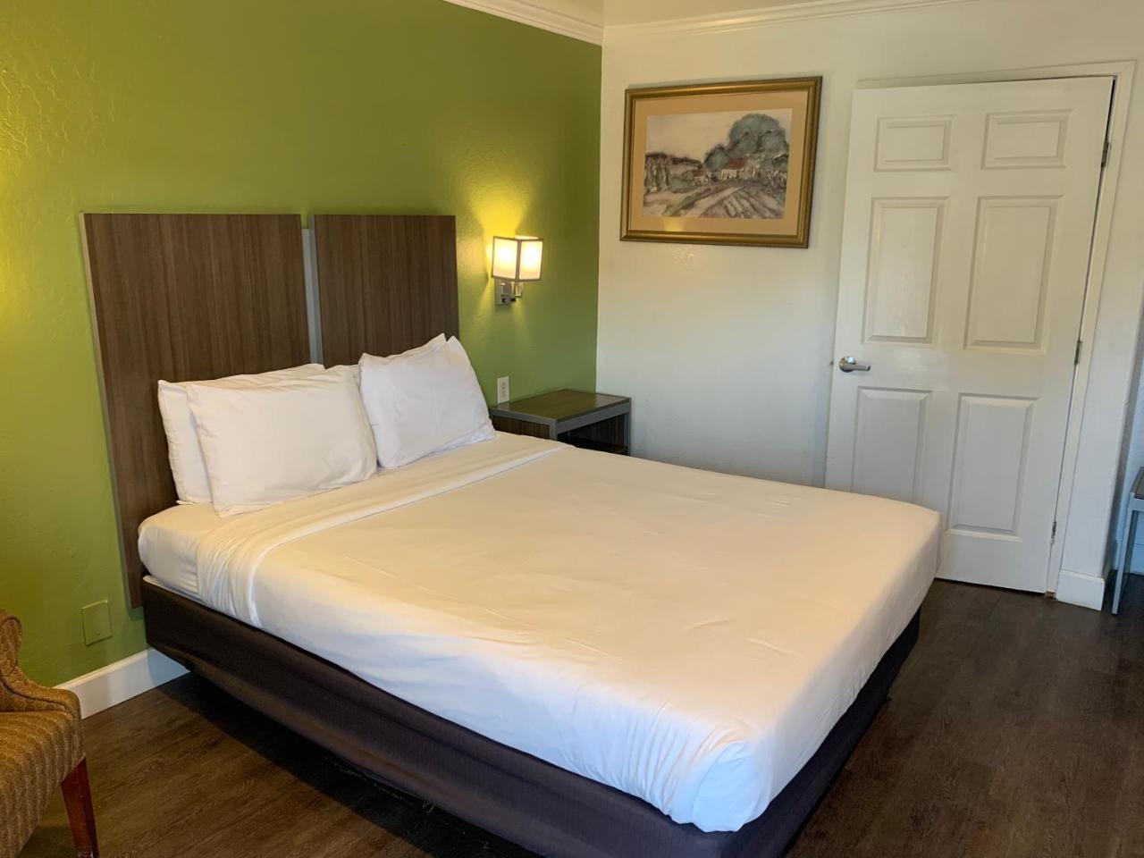 Gilroy Inn Dış mekan fotoğraf