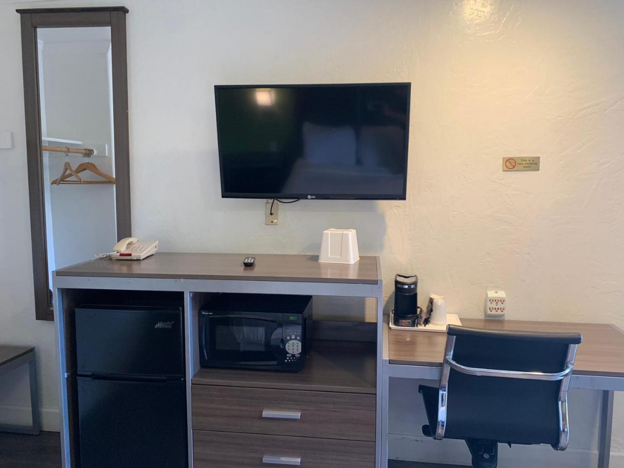 Gilroy Inn Dış mekan fotoğraf